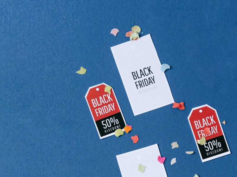 76% dos internautas querem comprar na Black Friday, aponta Ecglobal